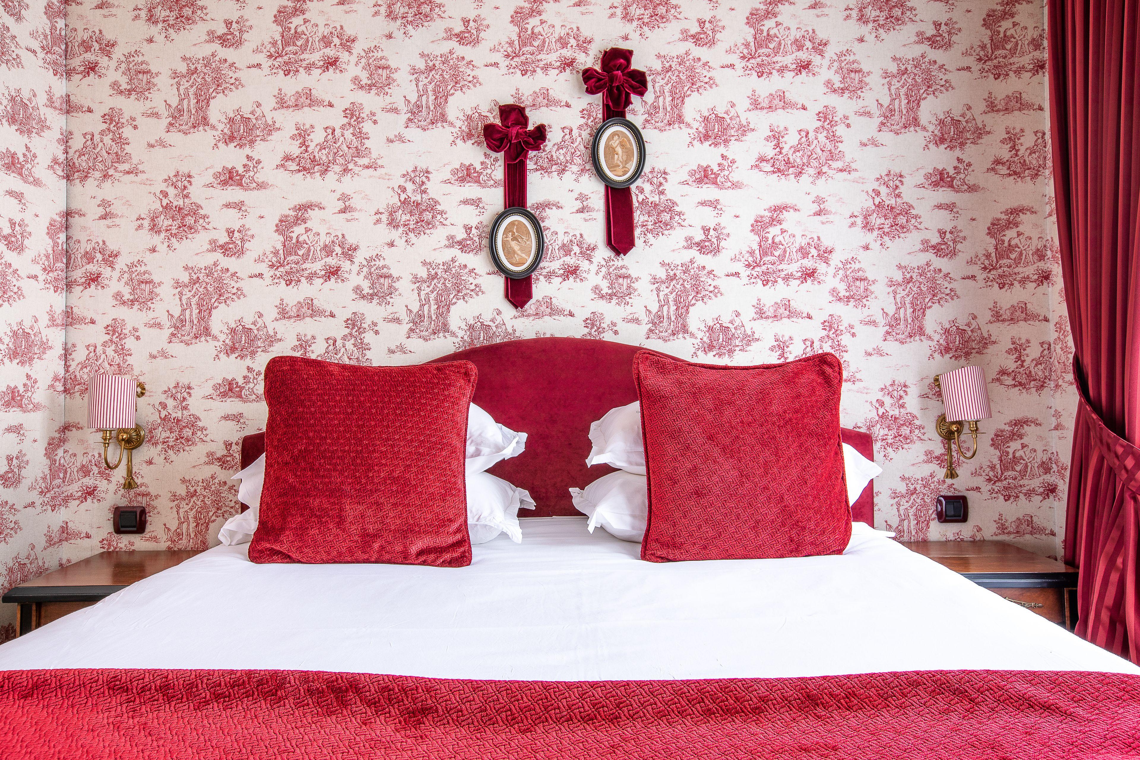 Maison Eugenie 4* Paris