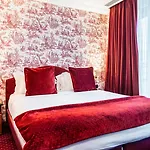 Maison Eugenie 4* Parigi